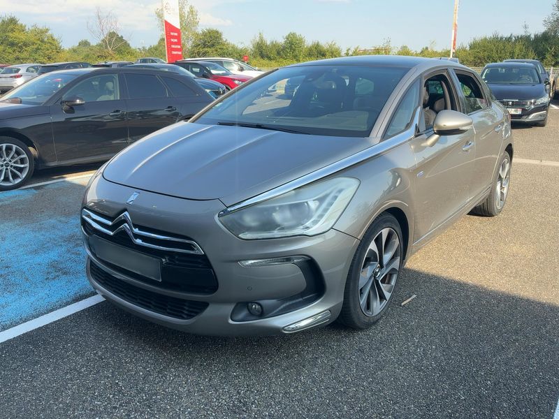 Citroen DS5 2.0 HDi Hybrid4 SoChic 2011 – снимка 1