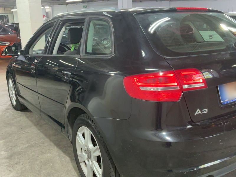 Audi A3 Sportback 1.6 TDI Attraction 2011 – снимка 6