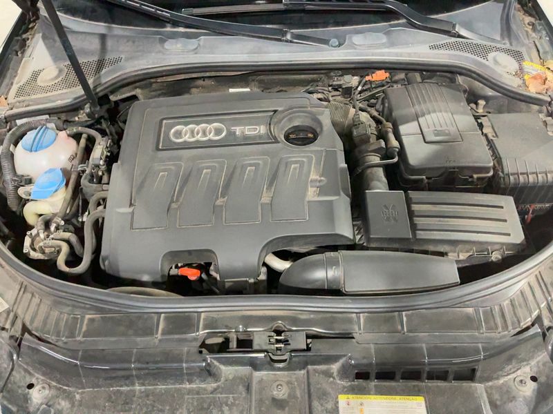 Audi A3 Sportback 1.6 TDI Attraction 2011 – снимка 22