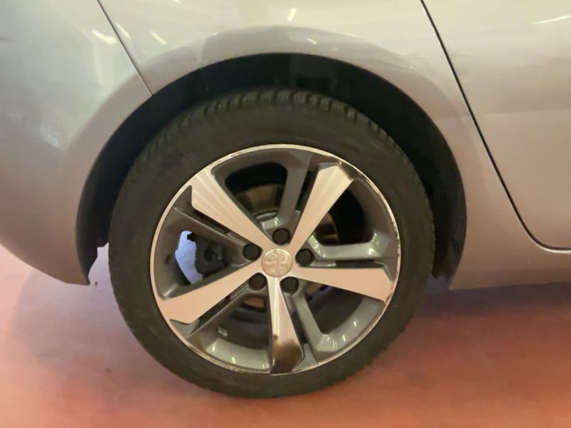 Peugeot 308 1.6 Blue-HDi Allure 2016 – снимка 9