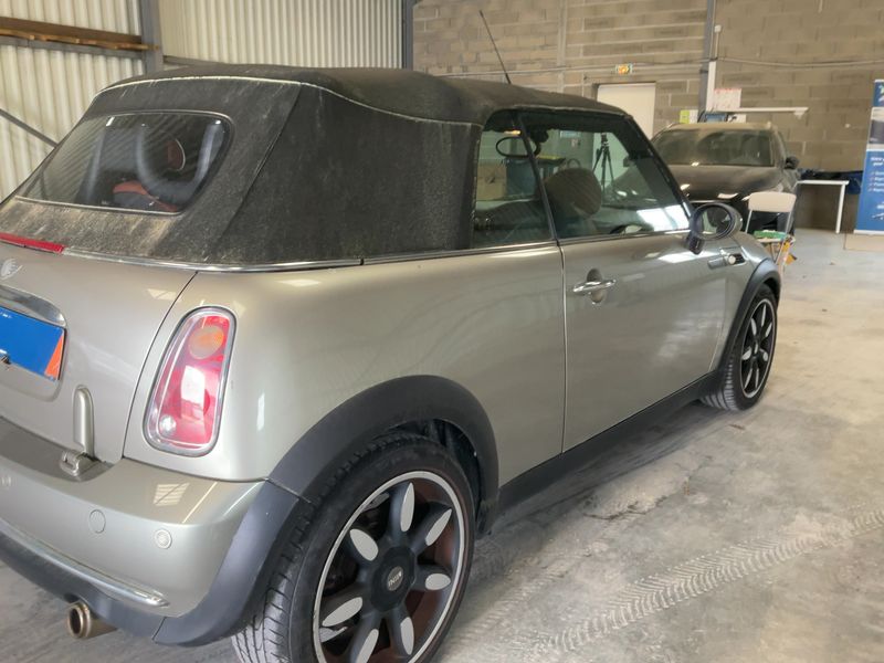 MINI Cabrio Cooper 2008 – снимка 8
