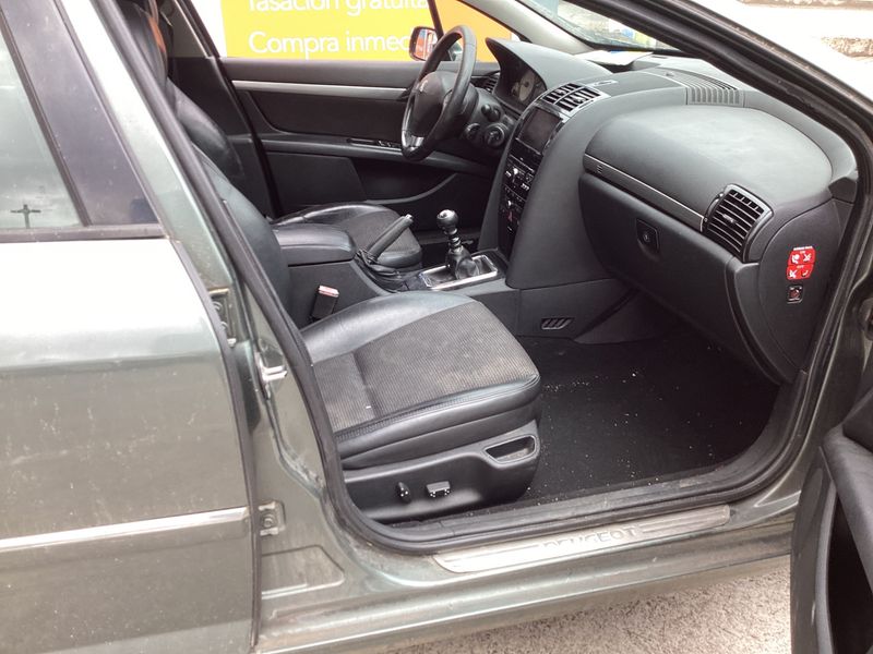 Peugeot 407 2.0 HDi Platinum 2009 – снимка 3