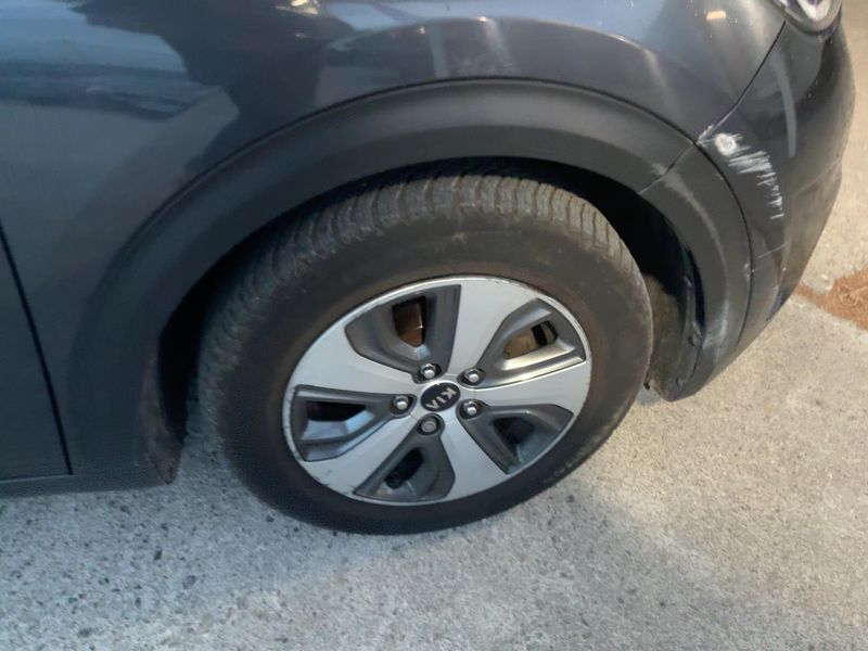 Kia Niro 1.6 Hybrid Premium 2018 – снимка 11