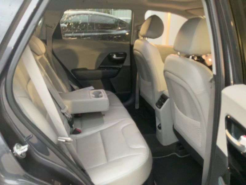 Kia Niro 1.6 Hybrid Premium 2018 – снимка 19