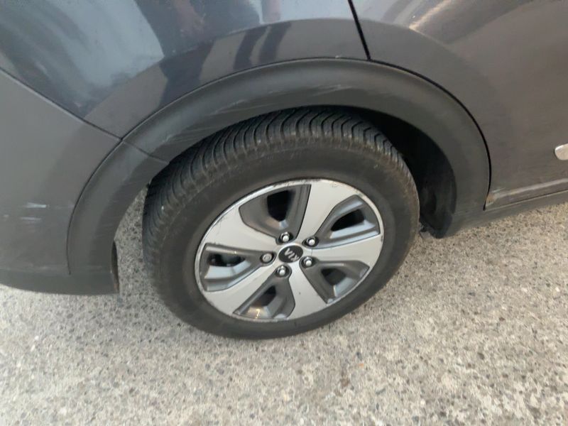 Kia Niro 1.6 Hybrid Premium 2018 – снимка 9