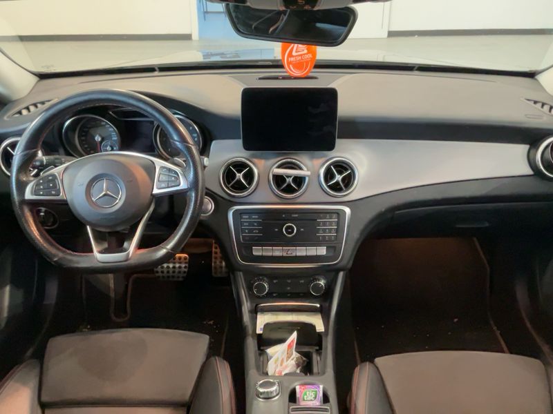 Mercedes-Benz CLA-Klasse CLA 200 d Shooting Brake 4Matic Premium 2018 – снимка 17