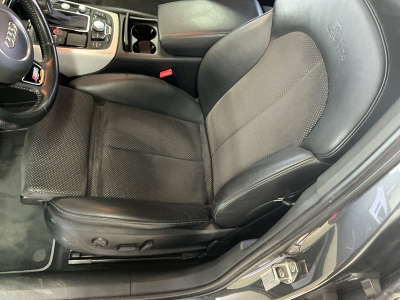 Audi A6 3.0 V6 TDI quattro 2012 – снимка 29