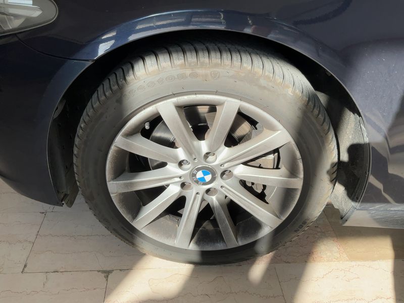 BMW 5er 520d 2014 – снимка 16