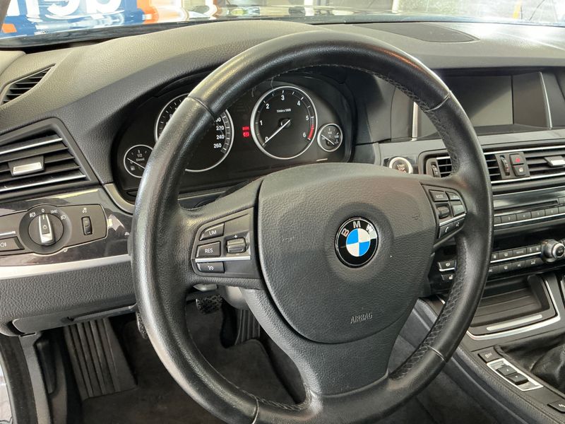 BMW 5er 520d 2013 – снимка 29