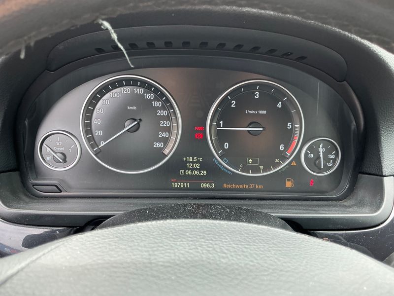 BMW 5er 520d 2013 – снимка 19
