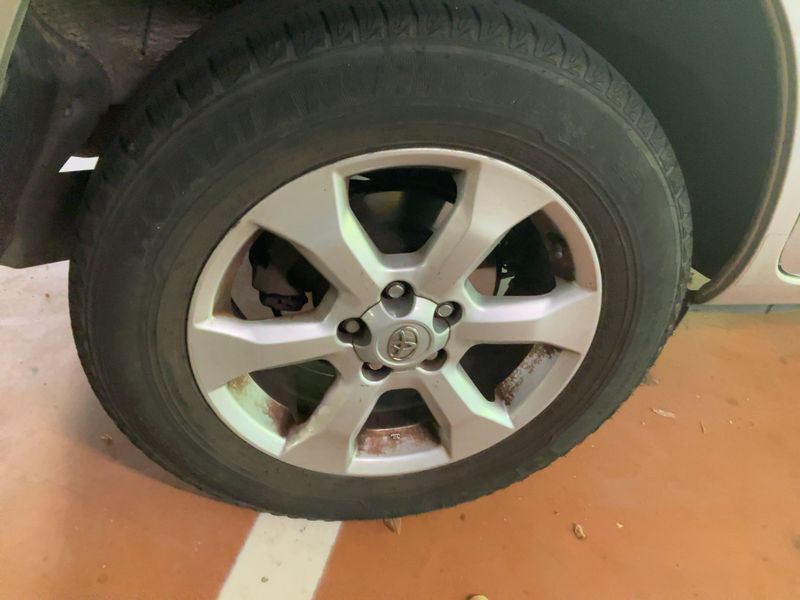 Toyota RAV 4 2.2 D-4D 2012 – снимка 9