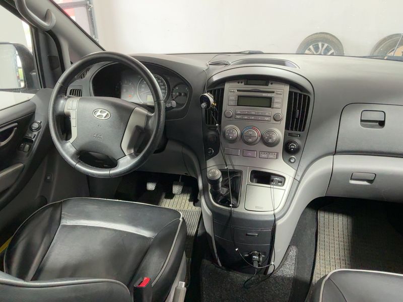 Hyundai H1 2.5 CRDi Travel Premium 2011 – снимка 18