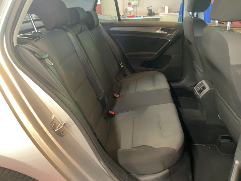 Volkswagen Golf VII 1.6 TDI Comfortline BlueMotion Tech 2013 – снимка 14
