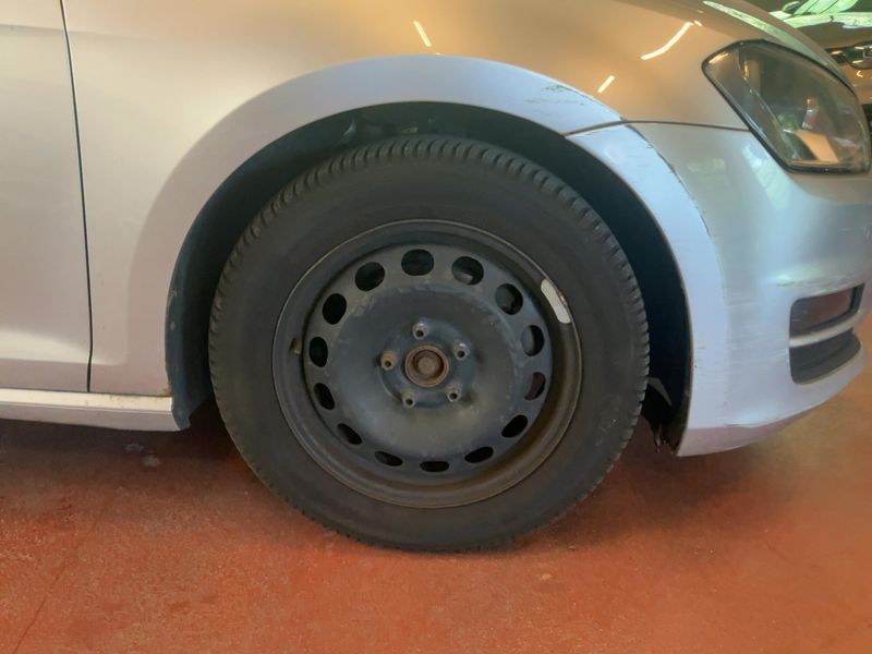 Volkswagen Golf VII 1.6 TDI Comfortline BlueMotion Tech 2013 – снимка 20