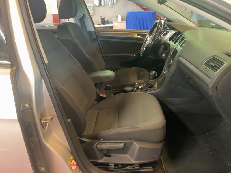 Volkswagen Golf VII 1.6 TDI Comfortline BlueMotion Tech 2013 – снимка 11