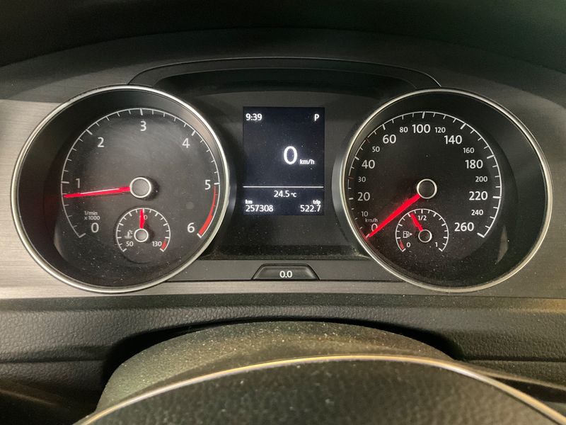 Volkswagen Golf VII 1.6 TDI Comfortline BlueMotion Tech 2013 – снимка 13