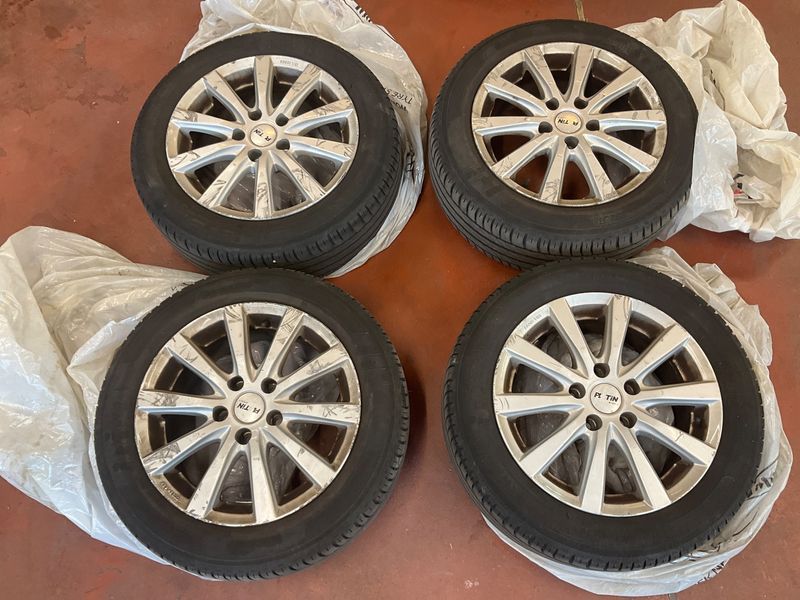 Volkswagen Golf VII 1.6 TDI Comfortline BlueMotion Tech 2013 – снимка 22