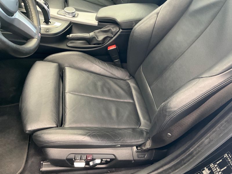 BMW 3er 320d GT xDrive M Sport 2019 – снимка 28