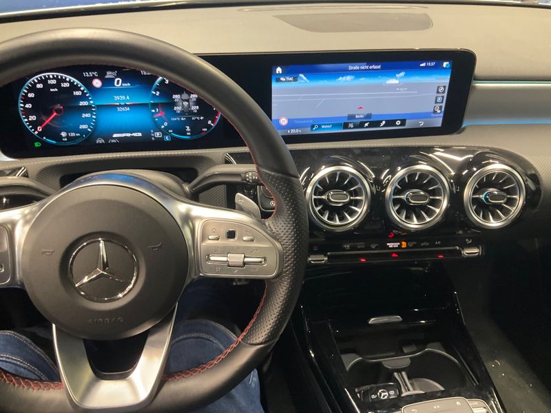 Mercedes-Benz A-Klasse A 35 AMG 4Matic 2022 – снимка 19