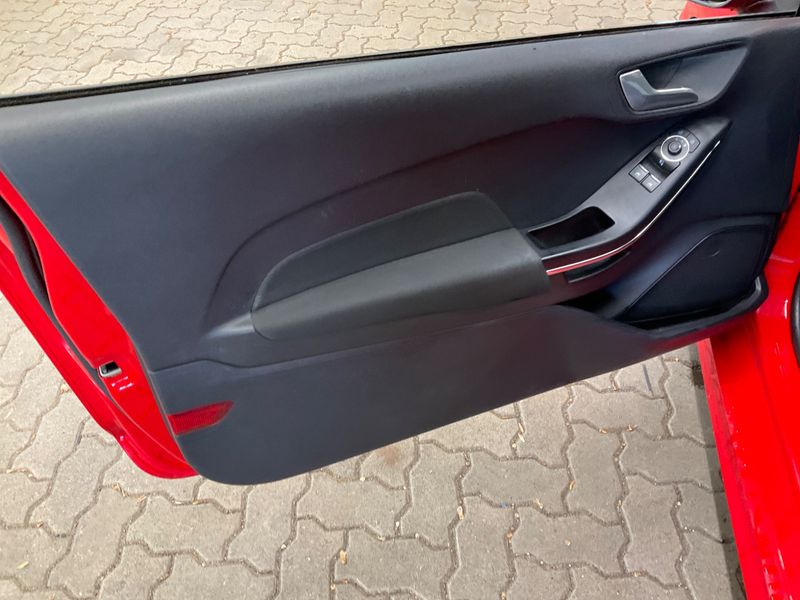 Ford Fiesta 1.0 EcoBoost Mild-Hybrid ST-Line X 2021 – снимка 24