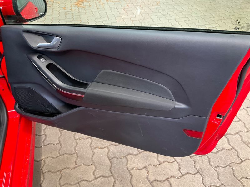 Ford Fiesta 1.0 EcoBoost Mild-Hybrid ST-Line X 2021 – снимка 21