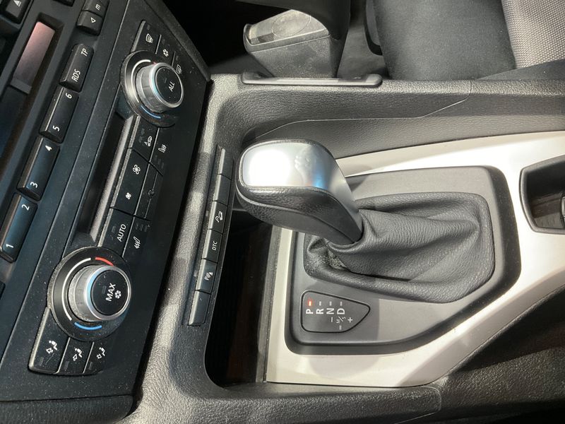 BMW X1 xDrive 18d 2010 – снимка 27