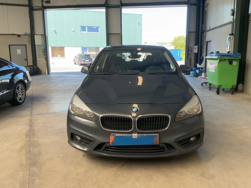 BMW 2er 218d Active Tourer Basis 2015 – снимка 14