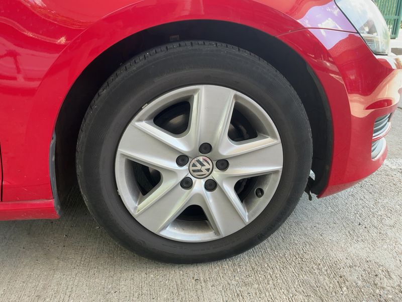 Volkswagen Golf VII 1.0 TSI Comfortline BlueMotion Tech 2015 – снимка 11