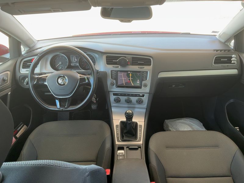Volkswagen Golf VII 1.0 TSI Comfortline BlueMotion Tech 2015 – снимка 17