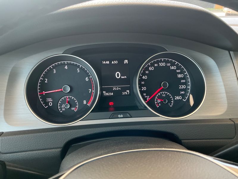 Volkswagen Golf VII 1.0 TSI Comfortline BlueMotion Tech 2015 – снимка 18