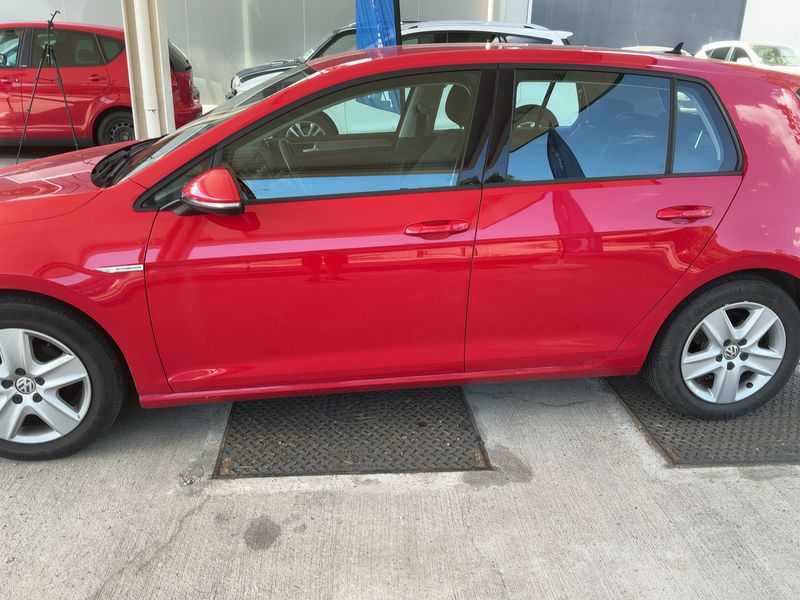 Volkswagen Golf VII 1.0 TSI Comfortline BlueMotion Tech 2015 – снимка 4