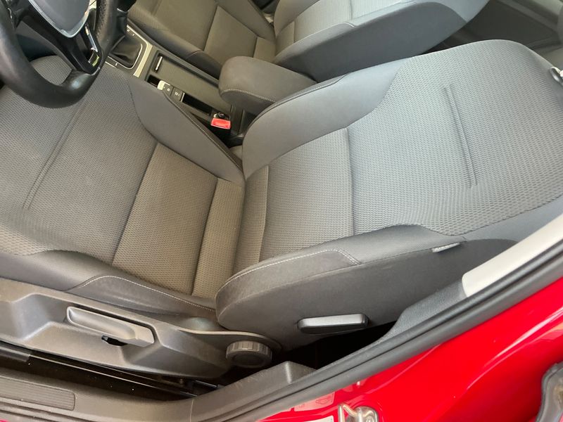 Volkswagen Golf VII 1.0 TSI Comfortline BlueMotion Tech 2015 – снимка 28