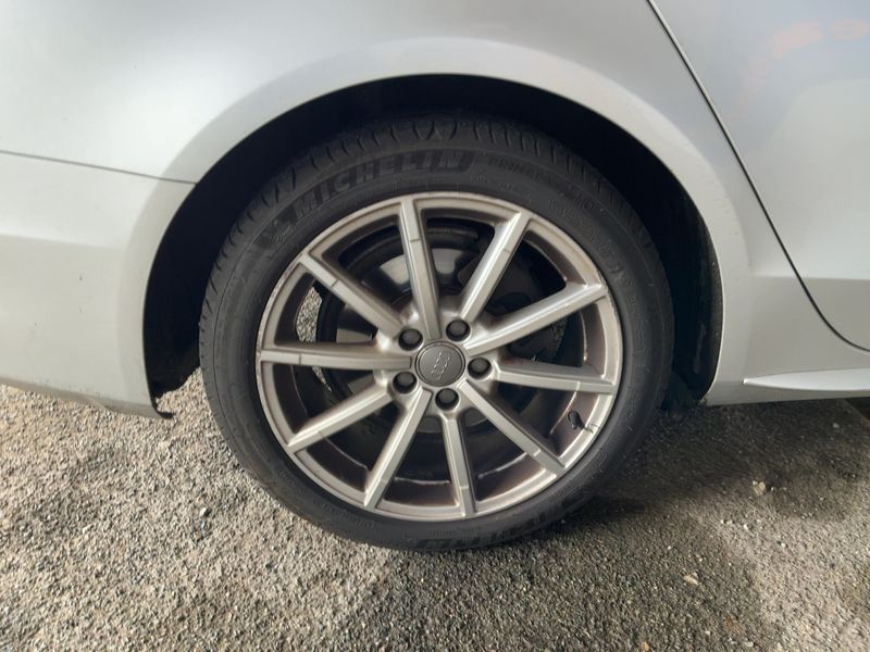 Audi A4 2.0 TDI Ambiente 2013 – снимка 9