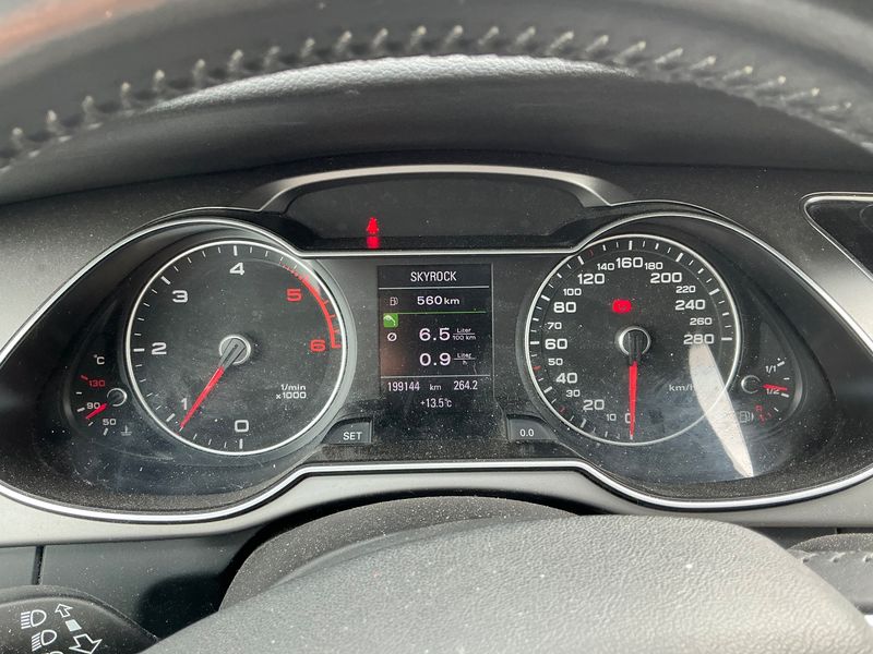 Audi A4 2.0 TDI Ambiente 2013 – снимка 18