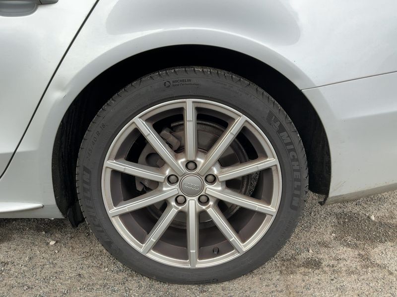 Audi A4 2.0 TDI Ambiente 2013 – снимка 5