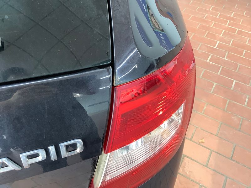 Skoda Rapid Spaceback 1.2 TSI Drive 2014 – снимка 24