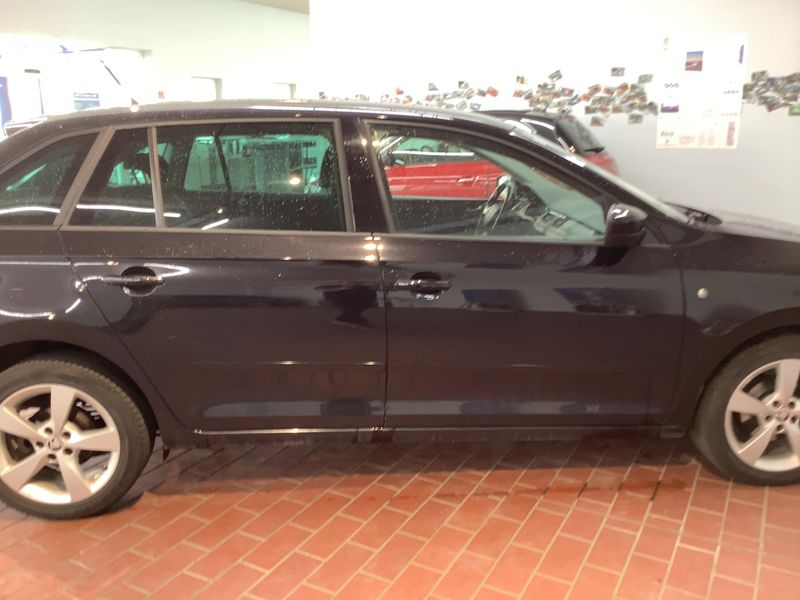 Skoda Rapid Spaceback 1.2 TSI Drive 2014 – снимка 10