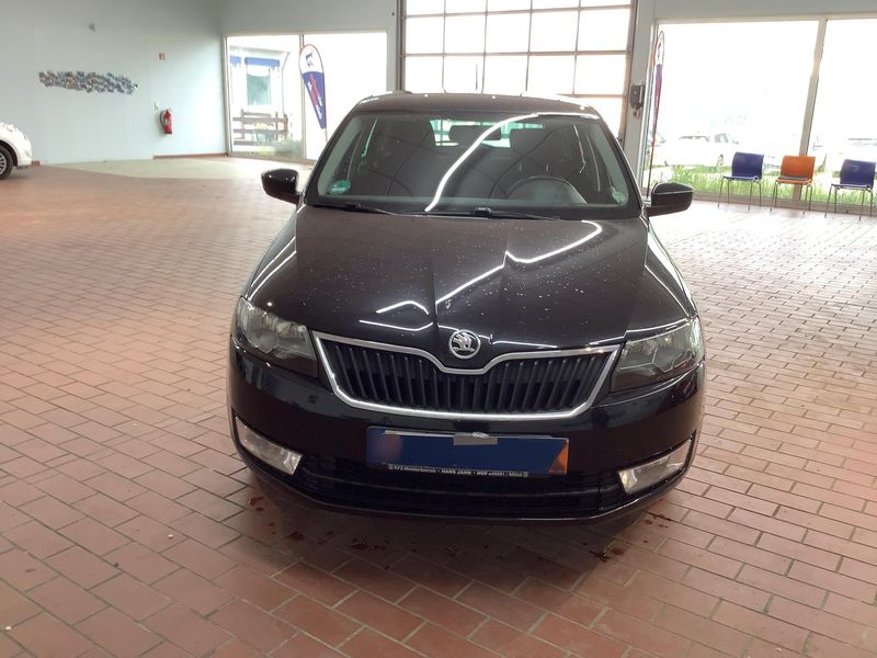 Skoda Rapid Spaceback 1.2 TSI Drive 2014 – снимка 14