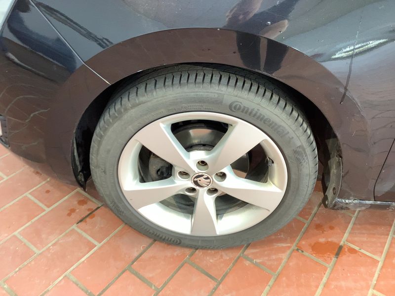 Skoda Rapid Spaceback 1.2 TSI Drive 2014 – снимка 3