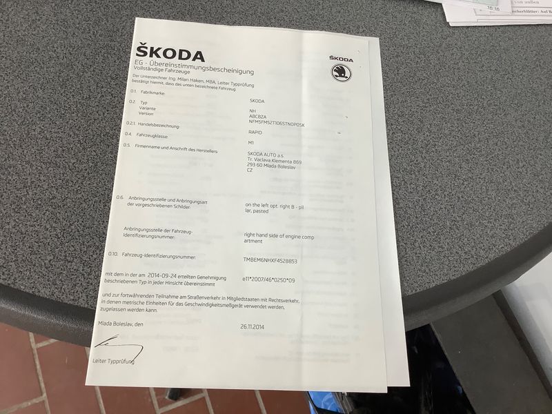 Skoda Rapid Spaceback 1.2 TSI Drive 2014 – снимка 21