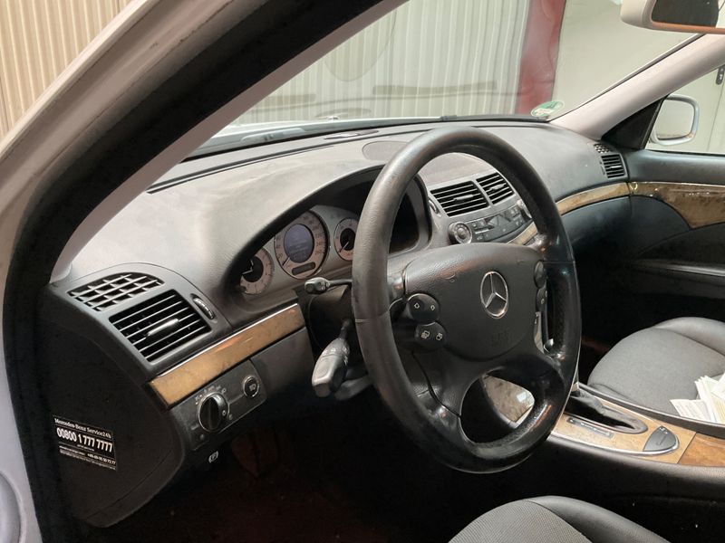 Mercedes-Benz E-Klasse E 220 CDI Avantgarde 2007 – снимка 26
