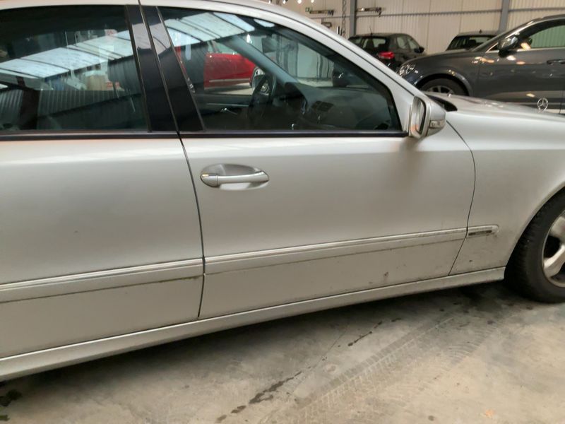 Mercedes-Benz E-Klasse E 220 CDI Avantgarde 2007 – снимка 10