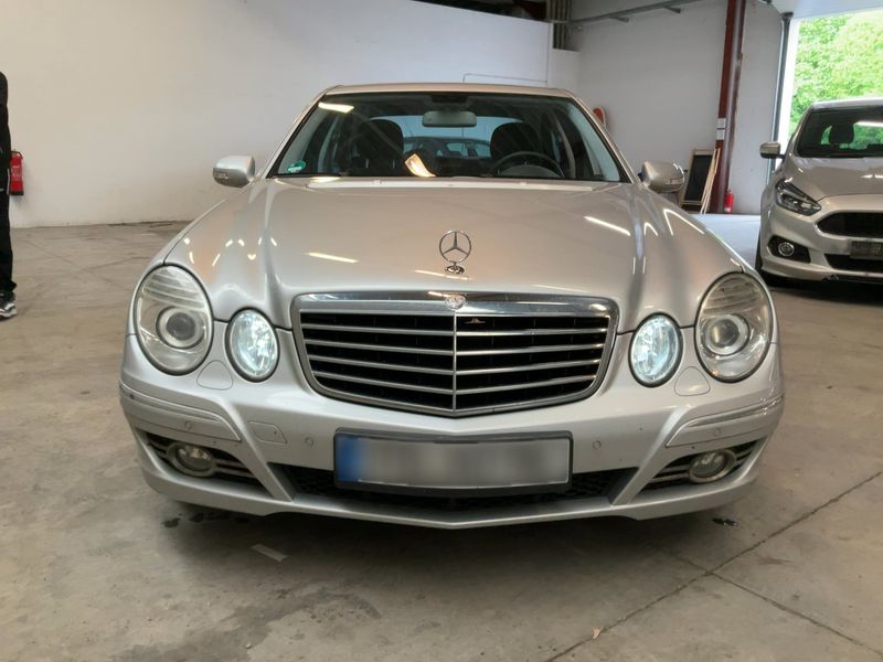 Mercedes-Benz E-Klasse E 220 CDI Avantgarde 2007 – снимка 14