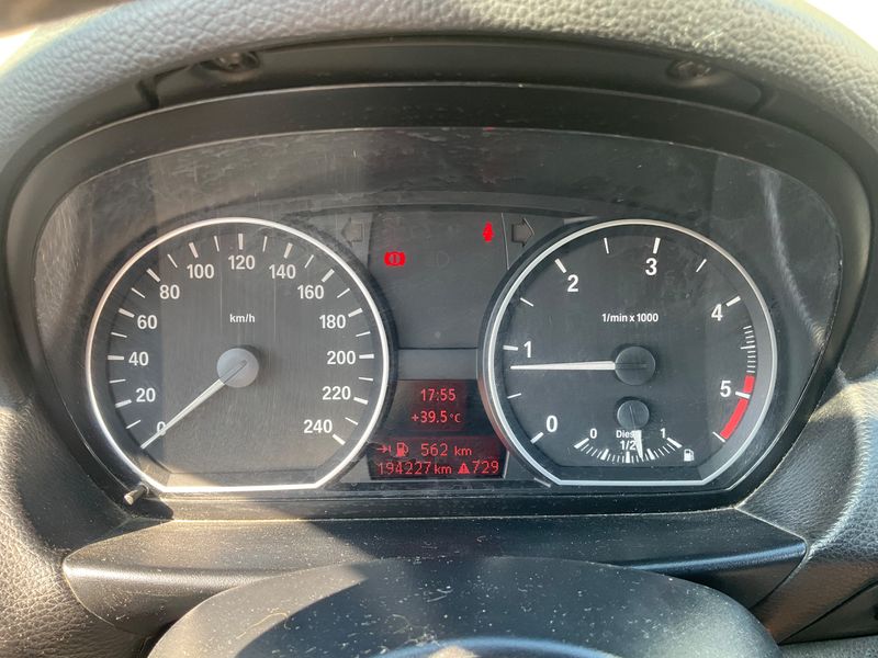 BMW 1er 116d Premiere 2010 – снимка 4