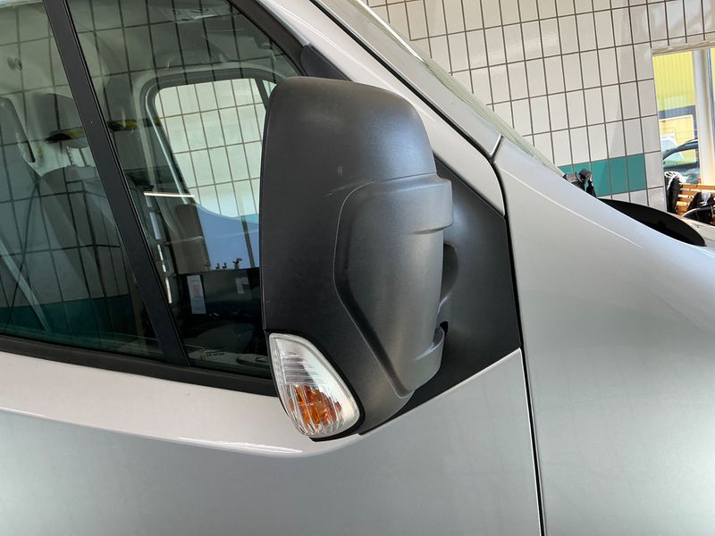 Renault Master 2.3 dCi L1H2 HKa 3,3t 2014 – снимка 27