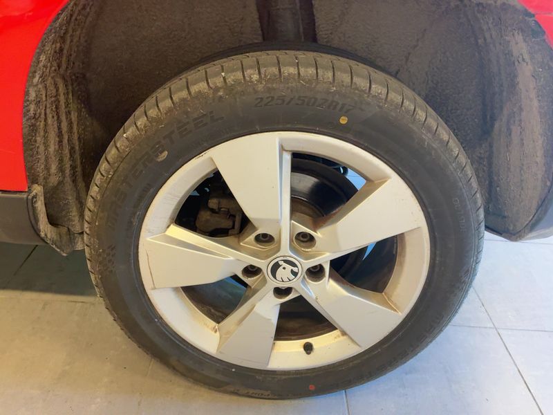 Skoda Yeti 2.0 TDI Elegance Outdoor 4x4 2015 – снимка 16