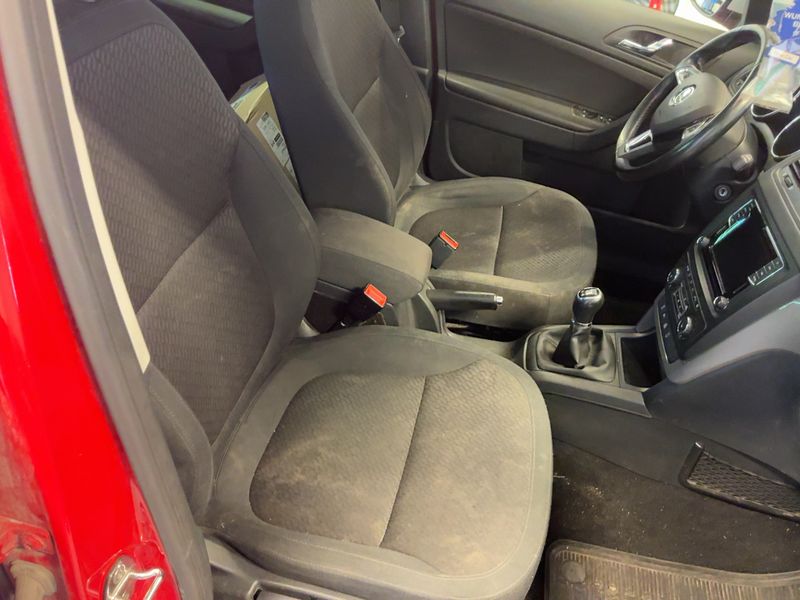 Skoda Yeti 2.0 TDI Elegance Outdoor 4x4 2015 – снимка 11
