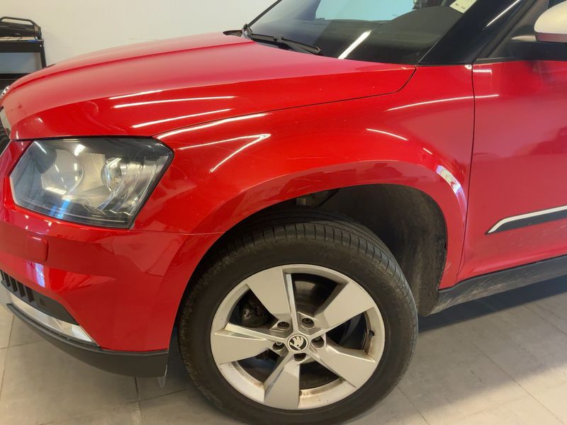 Skoda Yeti 2.0 TDI Elegance Outdoor 4x4 2015 – снимка 2
