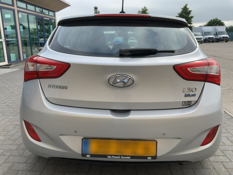 Hyundai i30 1.6 GDI Style 2013 – снимка 7