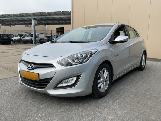Hyundai i30 1.6 GDI Style 2013 – снимка 1